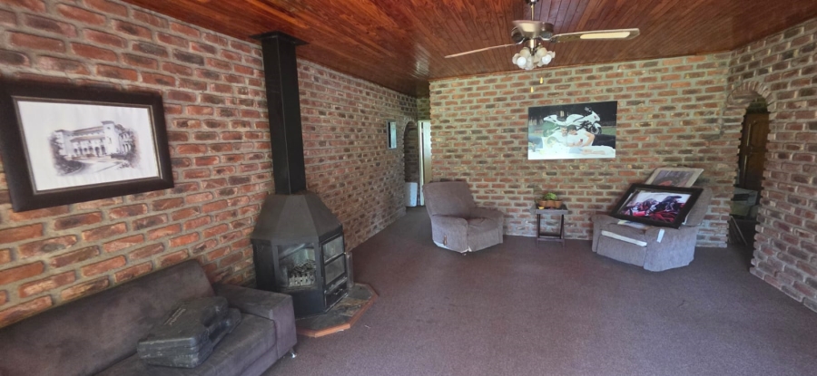 4 Bedroom Property for Sale in Potchefstroom Rural North West